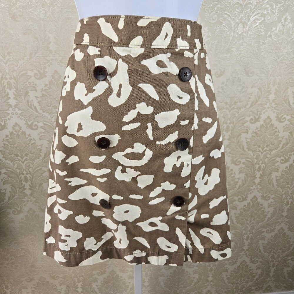 Ann Taylor LOFT Size 2 Animal Print Pencil Skirt Tan Cream Decorative Buttons